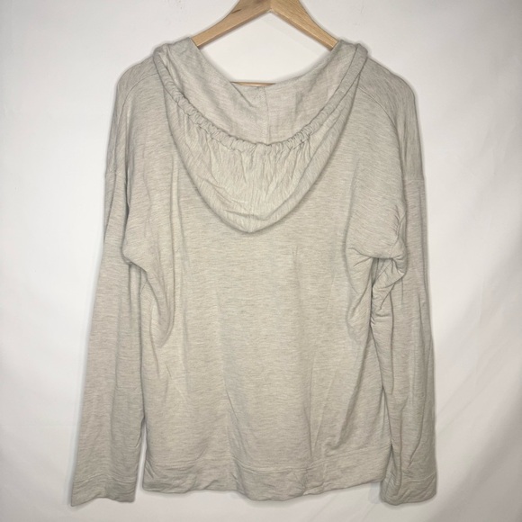 Vineyard Vines Lightweight Dreamcloth V-Neck Hoodie Sweatshirt Size Large - Picture 9 of 9